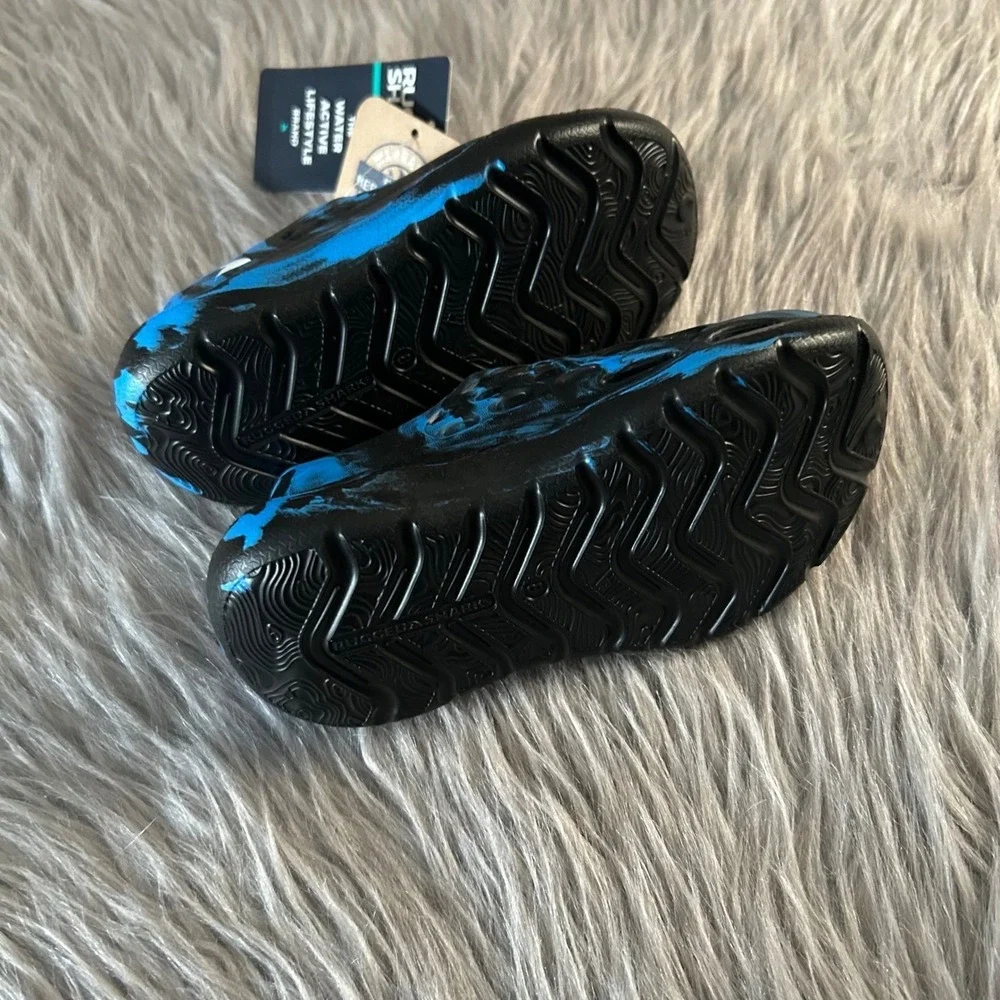 Rugged Shark Sandals Toddler Boys Size 8 Black Blue‎ Water Shoes Lightweight
